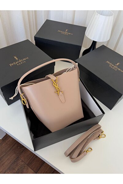 GGGG Shoulder bag with accessories