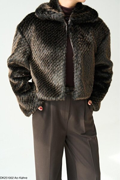 CADDELAMODA Women's Peter Pan collar Lined