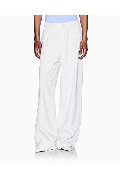 Armani Exchange بنطلون نسائي مريح ذو قصة مطوية واسعة الساق من قماش الدنيم إكرو XW001105 AF14494-U1051