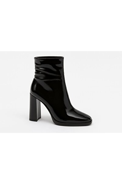 Guja Kadın Rugan Bot 25K415-1 BJ-26k SİYAH