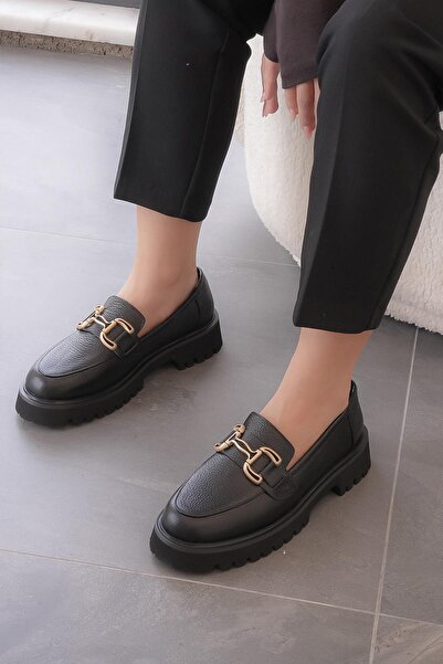 Stilbagshoes حذاء نسائي يومي من الجلد الطبيعي من تيريزا مع تفاصيل مشبك، أسود ...