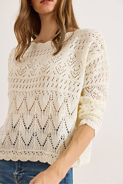 Olalook Women's White Geometric Openwork Detailed Knitwear Sweater Kzk-19001044