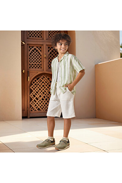ELIGO Solid Woven Shorts with Pockets and Drawstring Closure