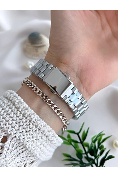 Lee Cooper Women's Wristwatch with Steel Strap 3 Atm Water Resistant Vs.Blkt.0643