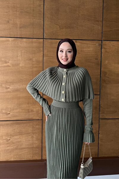 Kirazgym Women's Pleated Knitwear Poncho Dress Set