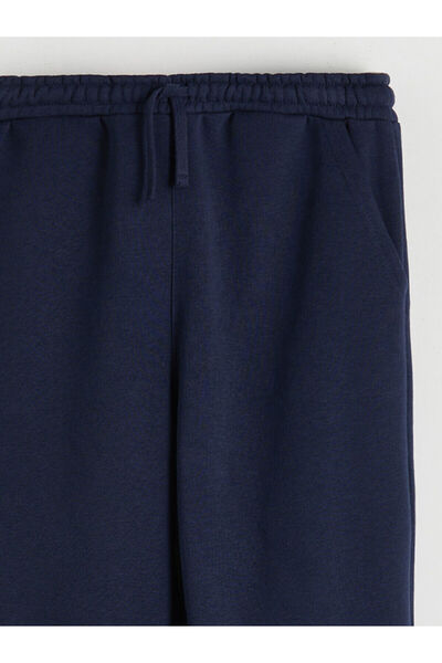 LC Waikiki LCW Kids Lacivert Beli Lastikli Basic Erkek Çocuk Eşofman Altı W50271Z4