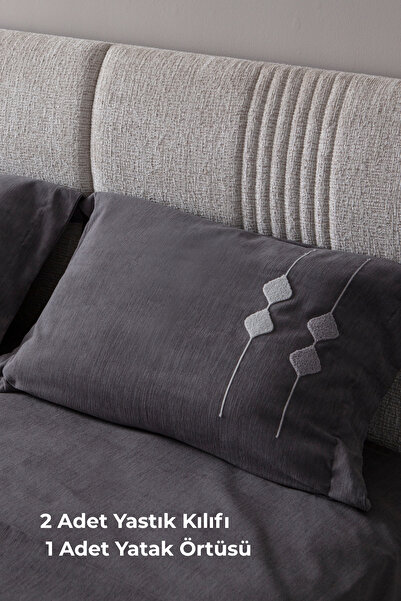 BUGİ HOME COLLECTİON Zen Baklava Desen Çift Kişilik Nakışlı Yatak Örtüsü Seti Şönil Kumaş Punch Nakışlı 240x260cm