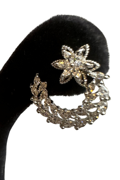 Uretti - Irem 3914 6728 Zircon Stone Moon Model Design Earrings