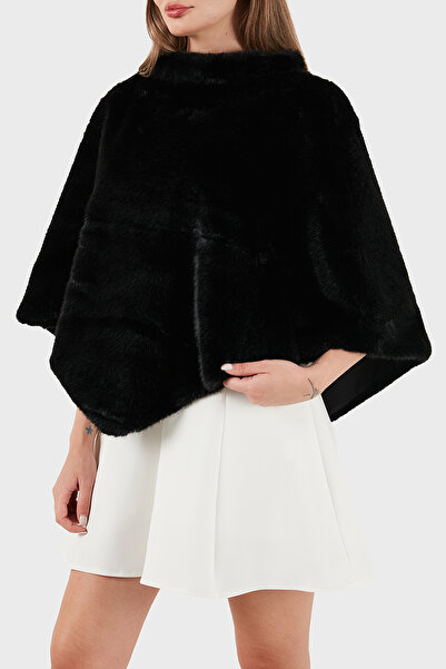 Guess Shaida Comfort Fit Crew Neck Soft Textured Plush Poncho Aw5411Pol03 Poncho Aw5411 Pol