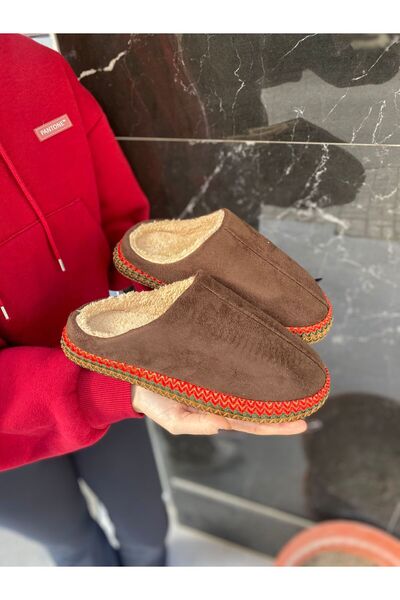 Mejit Nakışlı İçi Tüylü Yumuşak Kadın Ev Terliği