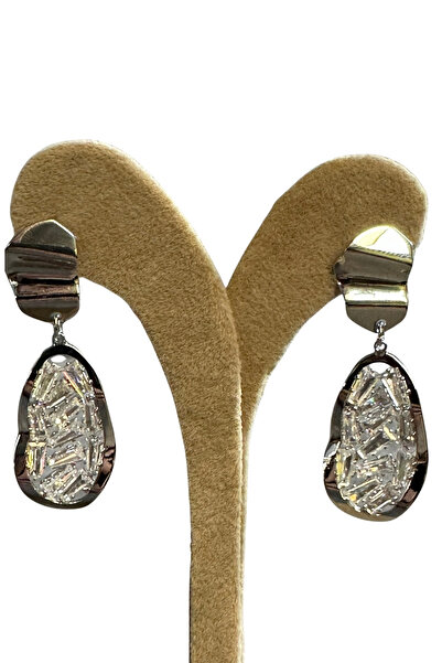 Uretti - أقراط طويلة مزينة بحجر الباجيت من إيريم 3914 5018