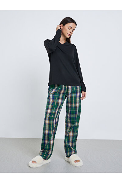 Styli Solid Long Sleeves T-Shirt and Checked Pyjama Set