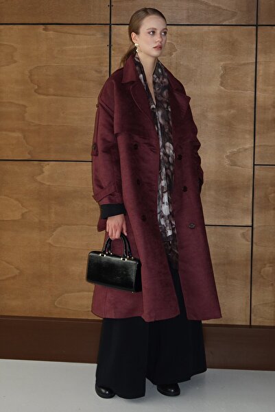VAGGON Жіночий бордовий тренч із застібкою на ґудзиках та поясом VS01431