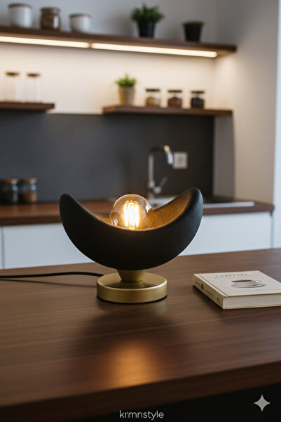 KRMNSTYLE Modern Siyah Altın Tasarım Dekoratif Masa Lambası, Şık LED Işıklı Ev ve Ofis Aydınlatma
