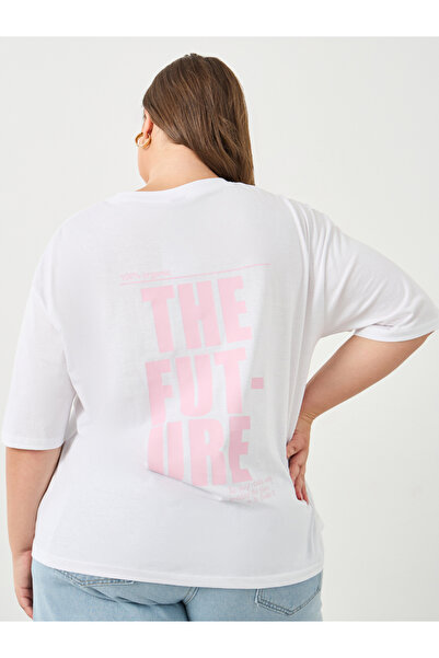 Styli Plus Size Oversized Back Graphic T-Shirt