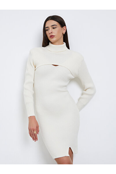 Styli Off White Sweater Knit Knee Length Dress
