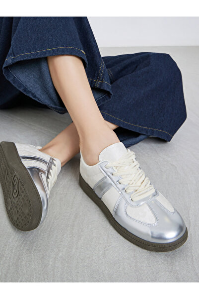 Styli Retro Metallic Panel Sneakers