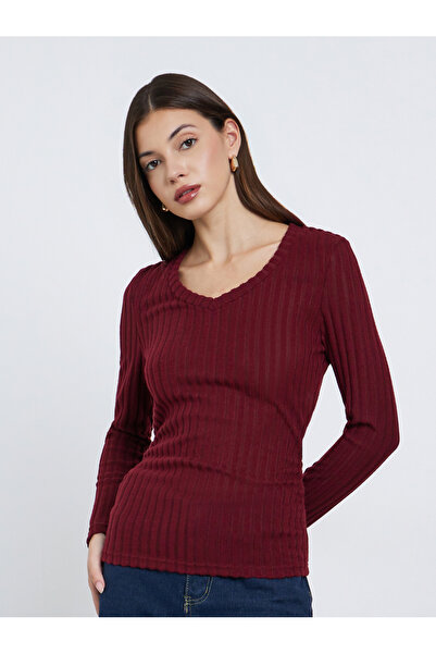 Styli Burgundy Ribbed Knit Top