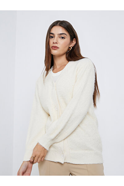 Styli Off White Regular Fit Fuzzy Yarn Cardigan