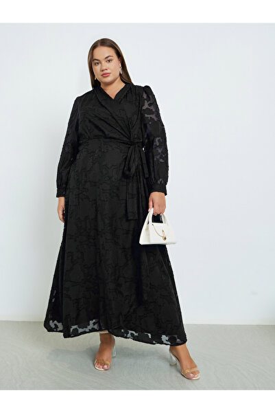 Styli Plus Size Black Maxi Wrap Dress