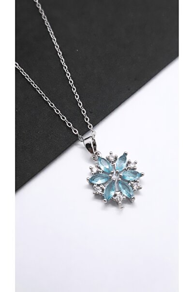 Serenity قلادة فولاذية مستديرة على شكل ندفة ثلج