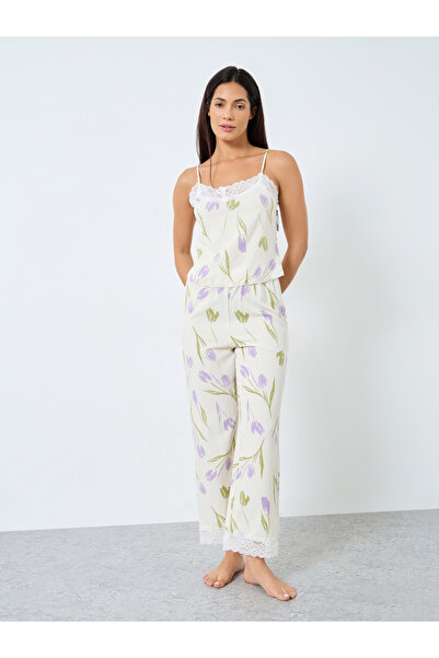 Take Two By Styli Pack of 3 - Floral Print Lace Trim Cami, Pants and Robe