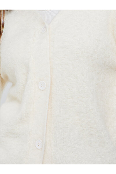 Styli Off White Regular Fit Fuzzy Yarn Cardigan
