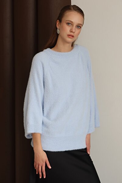 VAGGON Women's Baby Blue Crew Neck Wide Sleeve Soft Sweater Vs01432