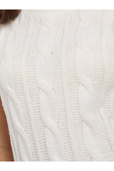 Styli Cream Round Neck Cable Knit Top