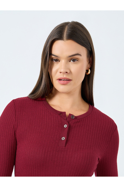 Styli Red Textured Knit Henley Neck Fitted T-Shirt