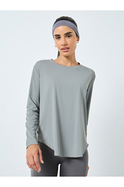 Styli Back Overlay Panel Curved Hem Top