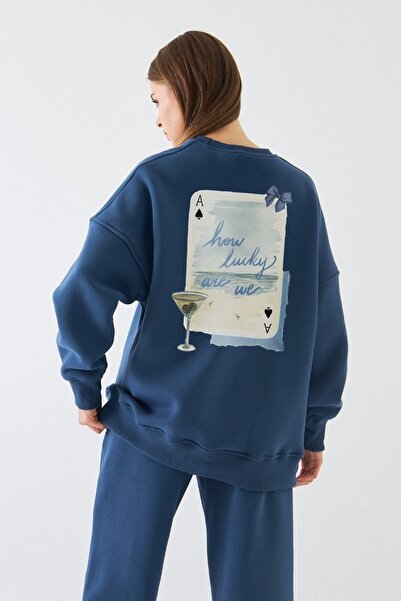 The Champ Clothing Kadın Oversize Sweatshirt How Lucky Are We Baskılı Marine – Bisiklet Yaka, 3 İplik Şardonlu Polar