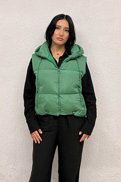 MİSSKAYLE Hood Detailed Puffer Vest Green