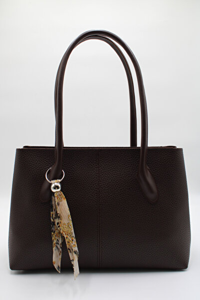 LASSO Kadın Kahverengi Charm Detaylı Büyük Boy Fermuarlı İç Cepli El, Kol ve Omuz Çantası