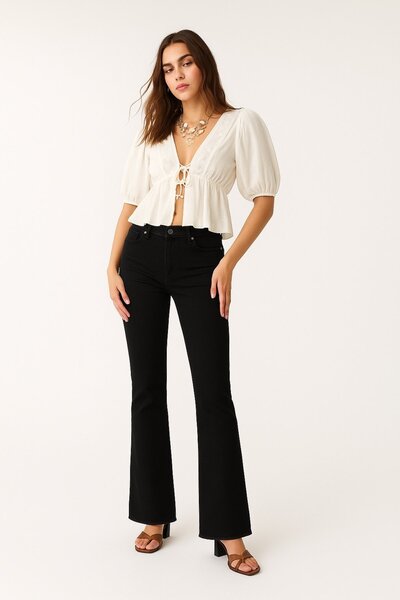 HAKKE Cropped Spanish Jean Pants
