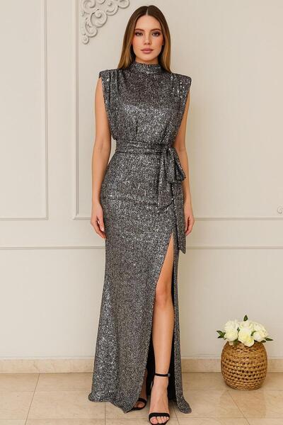 KADİR KORKMAZ GİYİM Yırtmaçlı Uzun PulPayet Gümüş Abiye Elbise