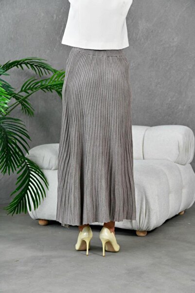 Işşıl 10807-Cloche Cut Flexible Knit Skirt