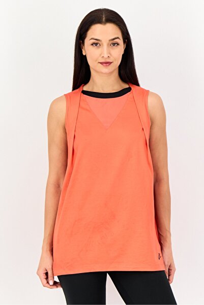 Nike Women Sportswear Fit Sleeveless Training Top, Red