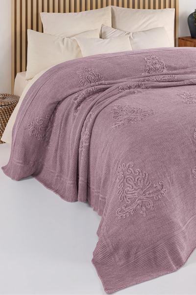 WOOLHOME ÇİFT KİŞİLİK TRİKO NAKIŞLI YATAK ÖRTÜSÜ