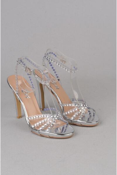 SEÇ KUNDURA Seç 910 Stone-Detail Transparent Evening Shoes Silver