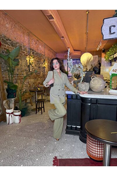 SUXİRCNHTMTS Γυναικείο κοστούμι με διπλό υφασμάτινο ασημί κουμπί και λεπτομέρεια τριαντάφυλλου