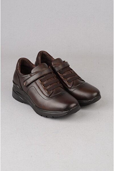 SEÇ KUNDURA حذاء نسائي SEÇ Z010 بكعب عريض من الجلد الطبيعي باللون البني