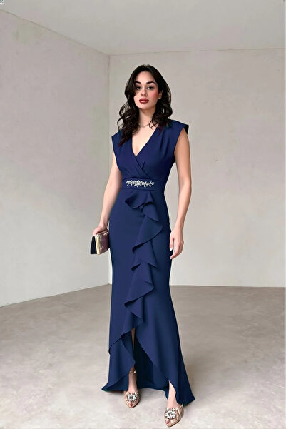 MetuCA فستان سهرة نسائي باللون الأزرق الداكن يبرز خطوط الجسم مع تفاصيل حجرية ...