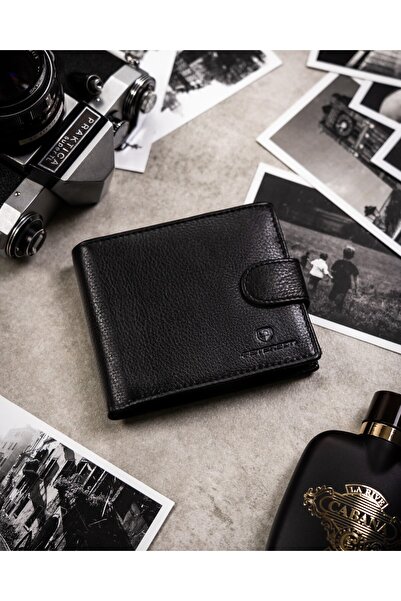 Other Gift Set: Men's Leather Wallet and Keychain - Peterson