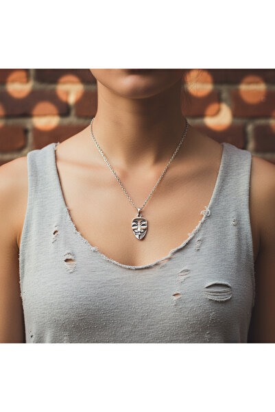 Alooya Direniş V For Vendetta Gümüş Kaplama Düz Zincir Kolye