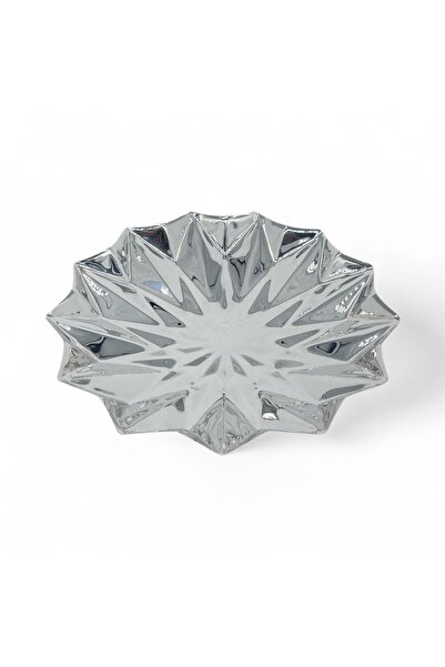 Generic Fruit plates made of polished steel as a mirror of elegance