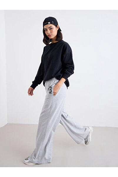 Styli بنطال أرجل واسعة مع حاشية أمامية مقسمة