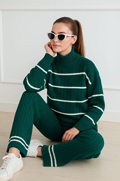 MAY MARA Stand-Up Collar 2-Piece Striped Blouse and Pants Tricot Suit