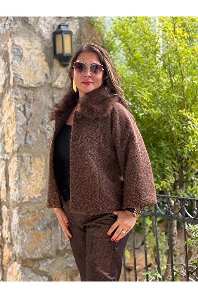 Punta Otantik NC8113 Ιταλικό κοντό μπουφάν από τσόχα με γούνινο γιακά και κουμπιά καφέ