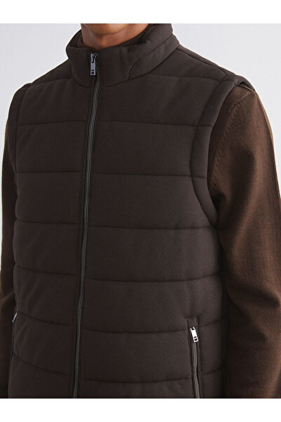 LC Waikiki Slim Fit Stand Collar Men's Puffer Vest